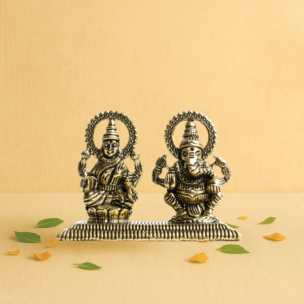1.5" Brass Lakshmi Ganesh Idol  – Seated on Pawati